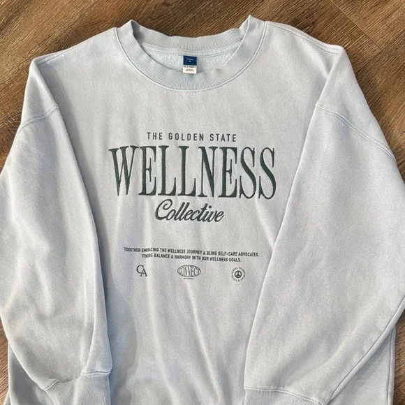 Old Navy, Socomfy Blue/Gray Sweatshirt, Size Med. Embroidered - Picture 2 of 7